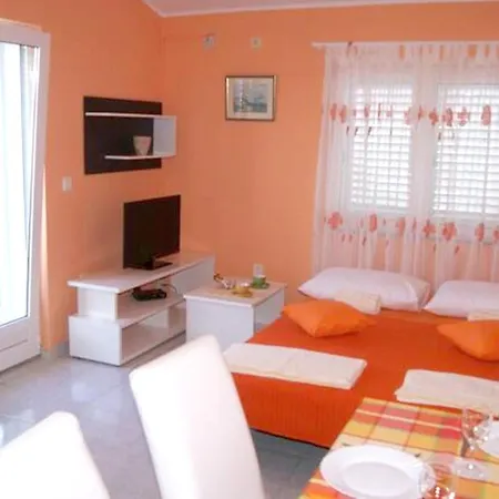 Comfortable In 45 M² Parking Included Zadar